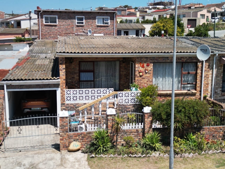 3 Bedroom Property for Sale in Gelvandale Eastern Cape